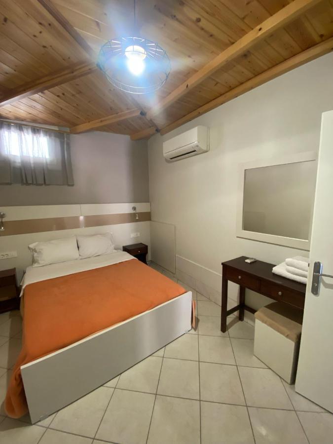 Paradosi Rooms İgumeniça Dış mekan fotoğraf