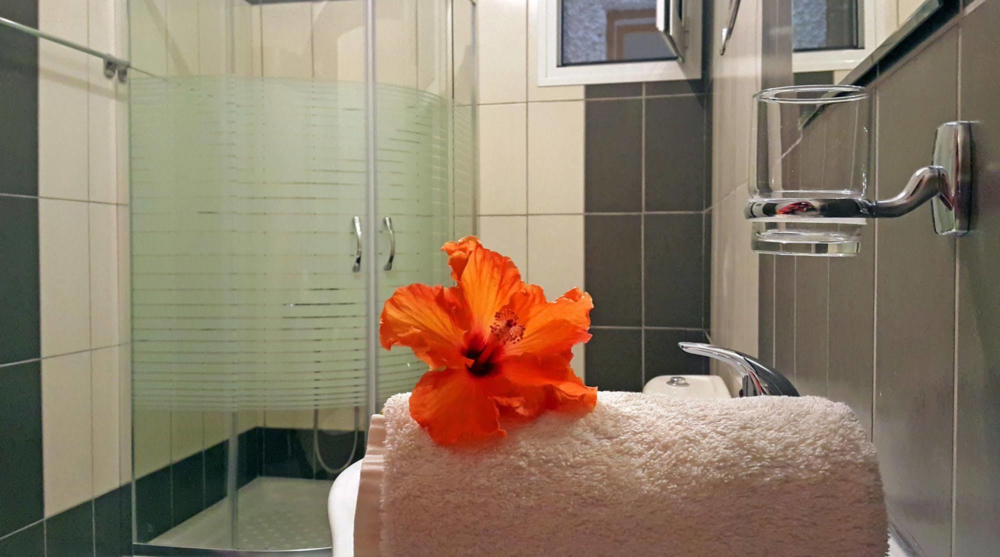 Paradosi Rooms İgumeniça Dış mekan fotoğraf
