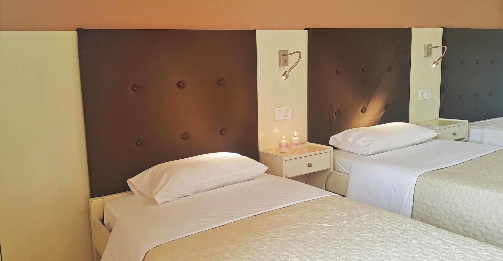 Paradosi Rooms İgumeniça Dış mekan fotoğraf